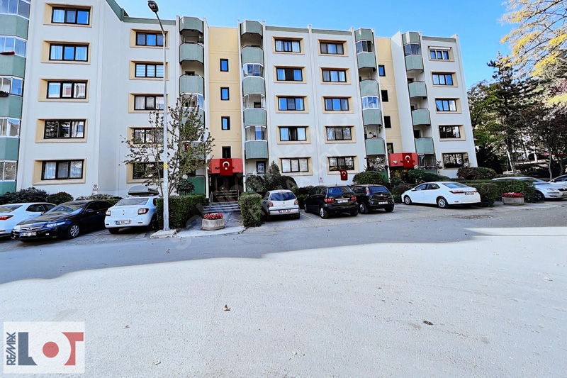 Çayyolu Mesa Koru Satılık Fırsat Metro Yanı 3+1 Daire: Geniş Salon, Modern Tasarım